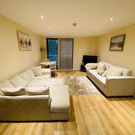 Liverpool City Centre Modern Apartment Fits 6 People Екстериор снимка